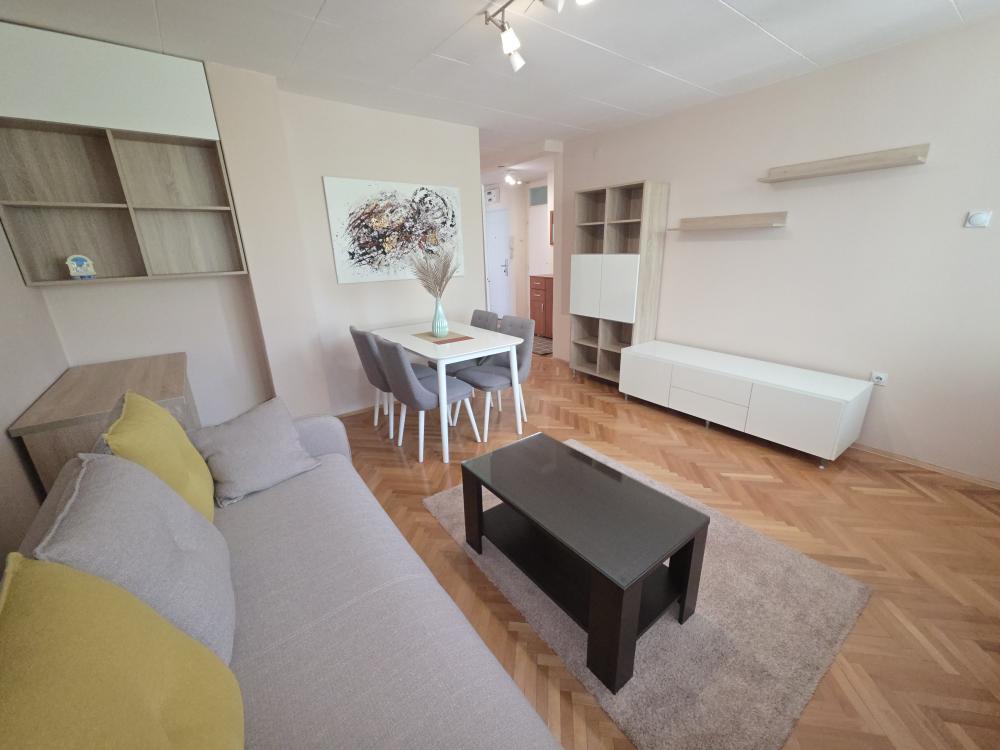 Slika 1 - Dvoiposoban stan za izdavanje, 52m2, 350€