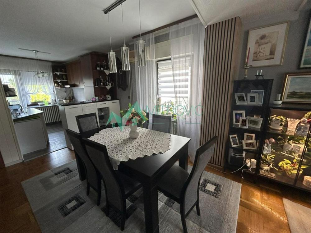Slika 1 -  Kuća na prodaju, 331m2, 597.400€