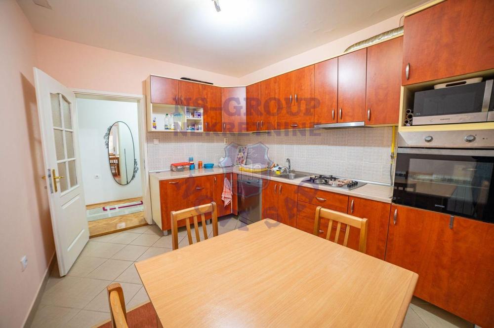 Slika 11 -  Kuća na prodaju, 310m2, 576.800€