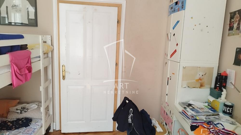 Slika 4 - Gospodar Jovanova, Trosoban stan za izdavanje, 69m2, 1.200€