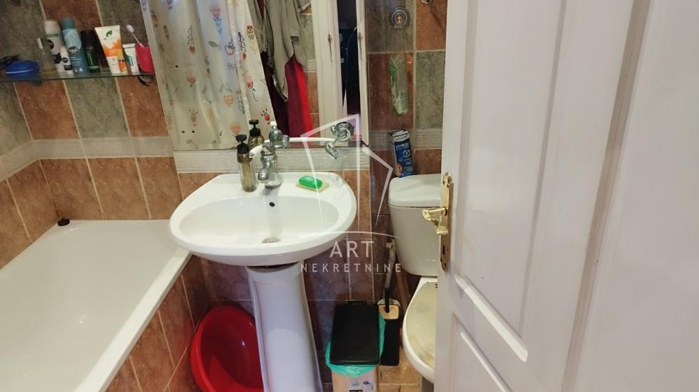 Slika 5 - Gospodar Jovanova, Trosoban stan za izdavanje, 69m2, 1.200€