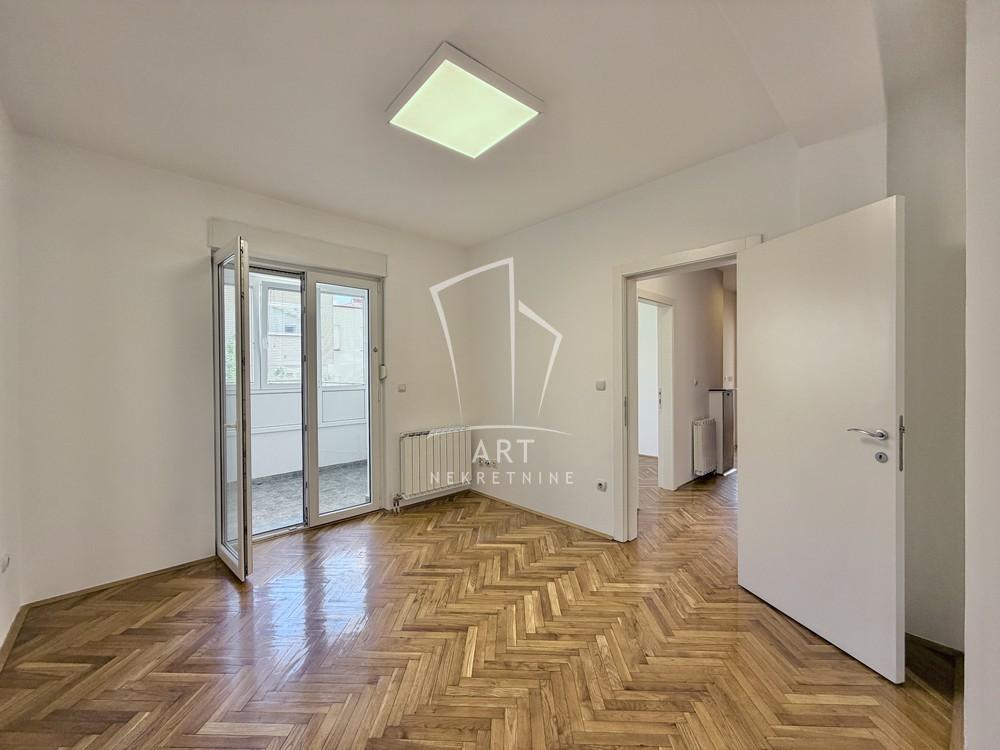 Slika 7 - Miloja Đaka, Četvorosoban stan na prodaju, 117m2, 468.000€