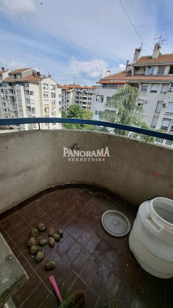 Slika 8 - Stevana Đurđevića Trošarinca, Jednosoban stan na prodaju, 43m2, 123.000€