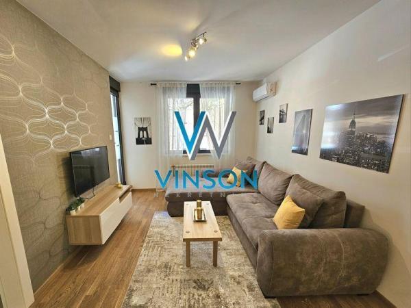 Glavna slika -Lukijana Mušickog, Dvosoban stan za izdavanje, 45m2, 450€