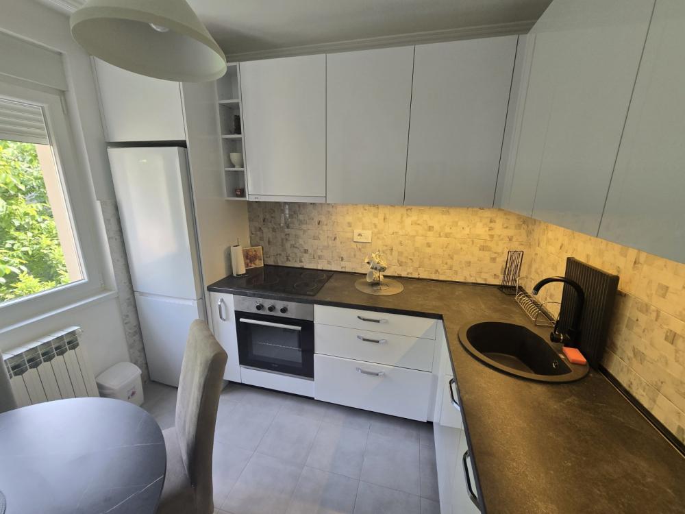 Slika 7 - Admirala Vukovića, Dvosoban stan za izdavanje, 54m2, 700€