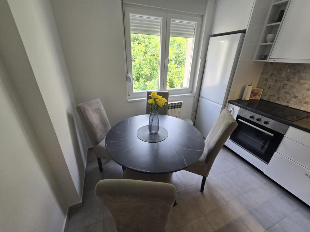 Slika 9 - Admirala Vukovića, Dvosoban stan za izdavanje, 54m2, 700€