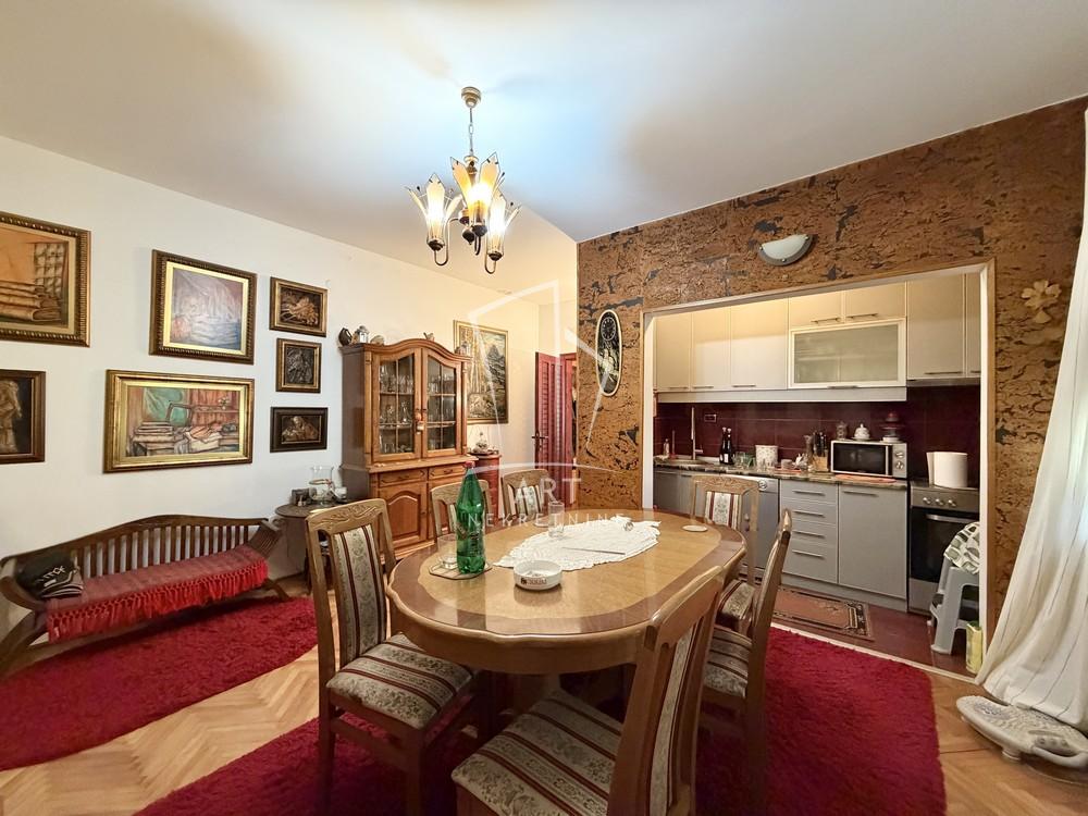 Slika 2 - Vinogradska,  Kuća na prodaju, 430m2, 315.000€