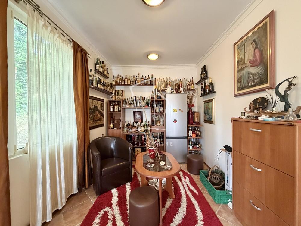 Slika 4 - Vinogradska,  Kuća na prodaju, 430m2, 315.000€