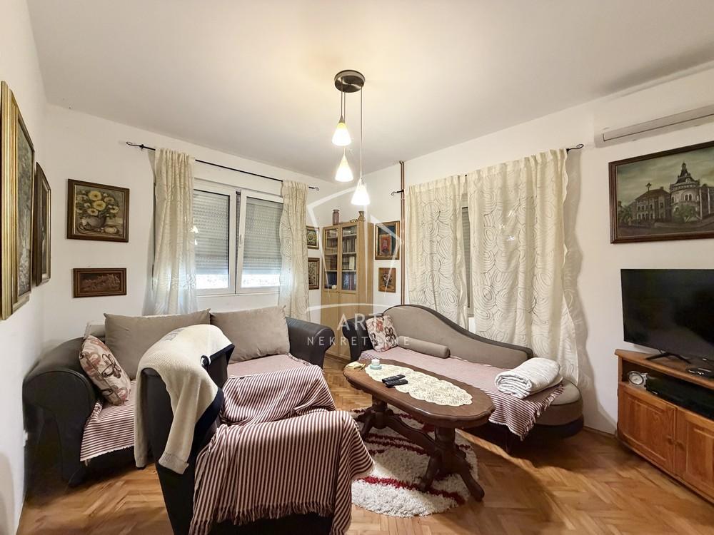 Slika 8 - Vinogradska,  Kuća na prodaju, 430m2, 315.000€