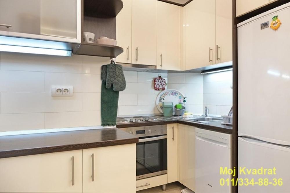 Slika 5 - Trosoban stan za izdavanje, 84m2, 1.000€