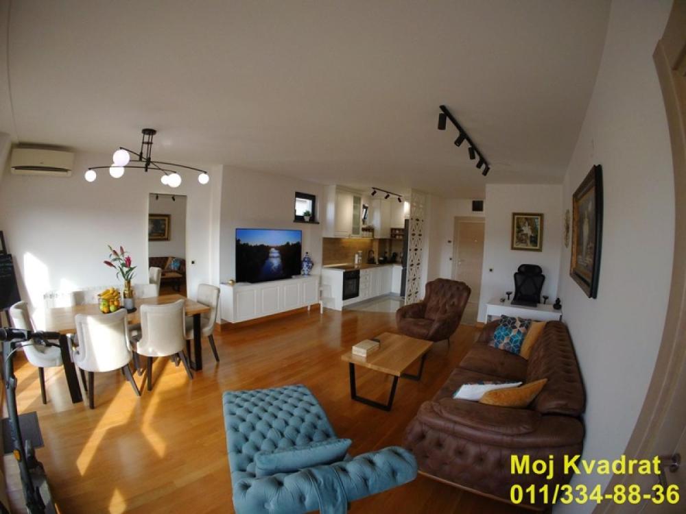 Slika 1 - Četvorosoban stan na prodaju, 103m2, 520.000€