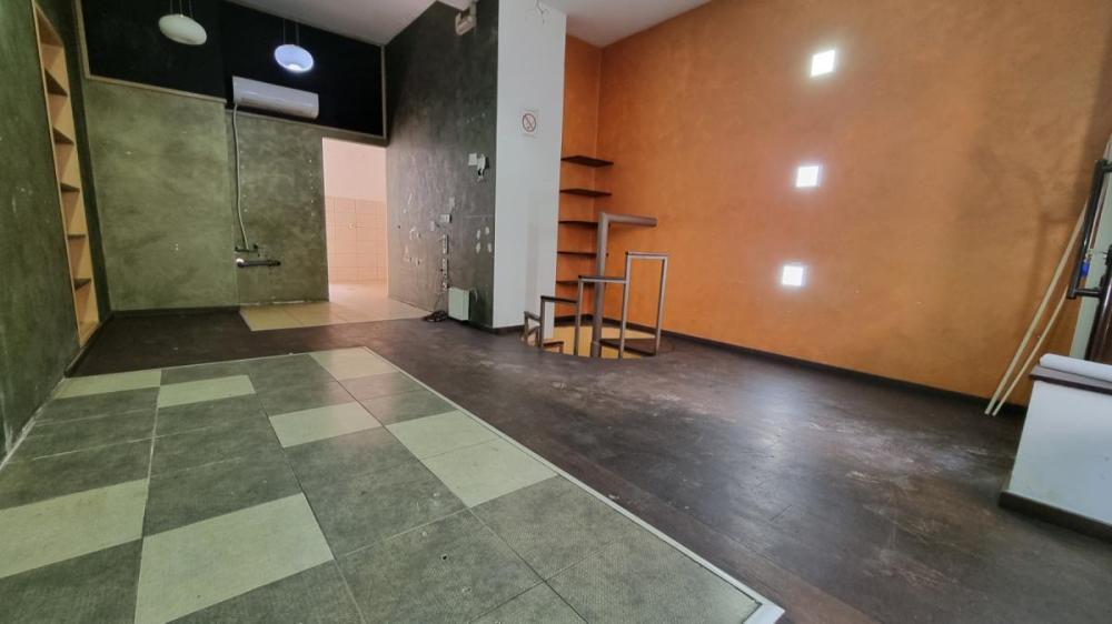 Slika 1 -  Lokal za izdavanje, 86m2, 770€