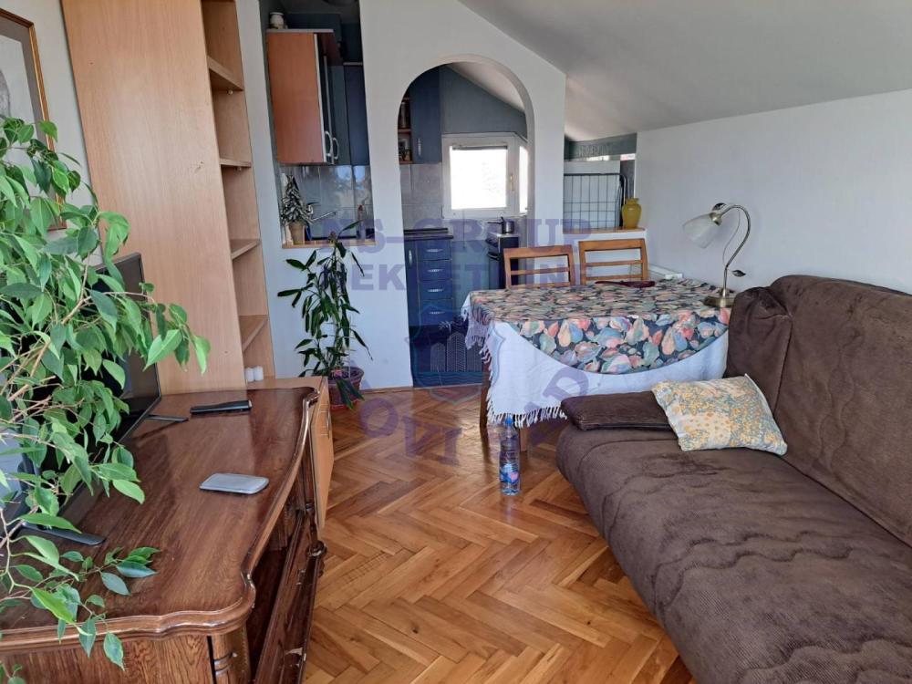 Slika 1 - Vardarska, Jednoiposoban stan na prodaju, 36m2, 103.000€