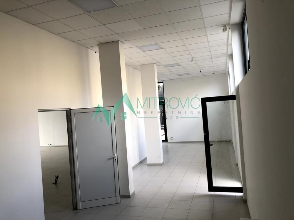 Slika 2 -  Lokal za izdavanje, 330m2, 2.500€
