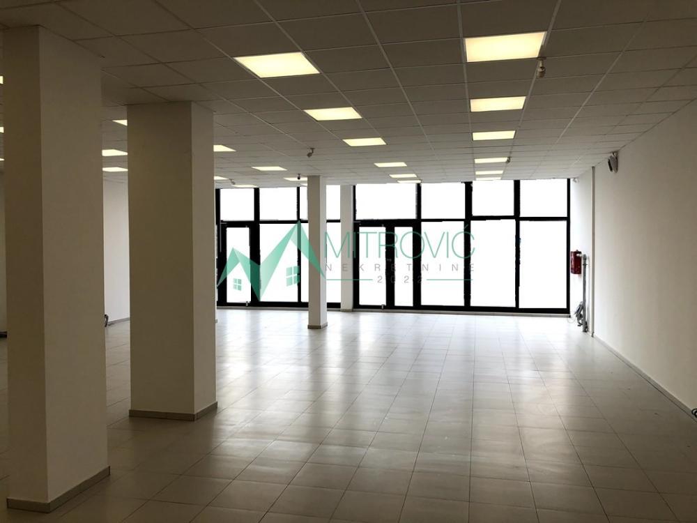 Glavna slika - Lokal za izdavanje, 330m2, 2.500€