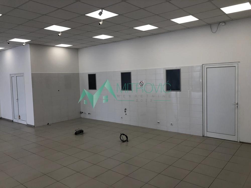 Slika 3 -  Lokal za izdavanje, 330m2, 2.500€