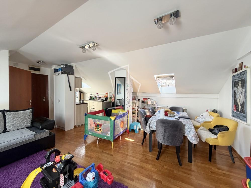Slika 1 - Kopaonička, Trosoban stan na prodaju, 46m2, 198.000€