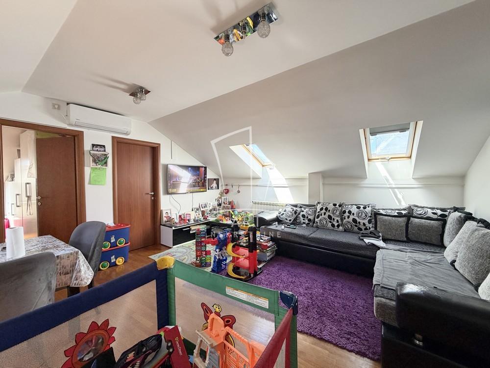 Glavna slika -Kopaonička, Trosoban stan na prodaju, 46m2, 198.000€