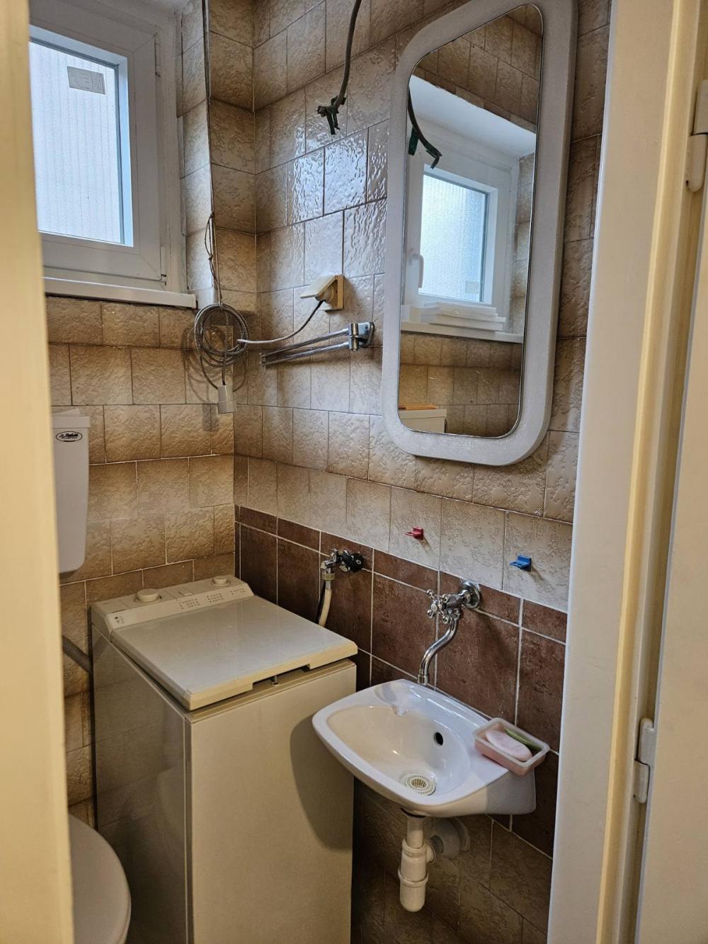 Slika 6 - Mitropolita Petra, Jednosoban stan za izdavanje, 28m2, 350€