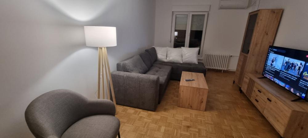 Slika 1 - Gandijeva, Dvosoban stan za izdavanje, 54m2, 650€