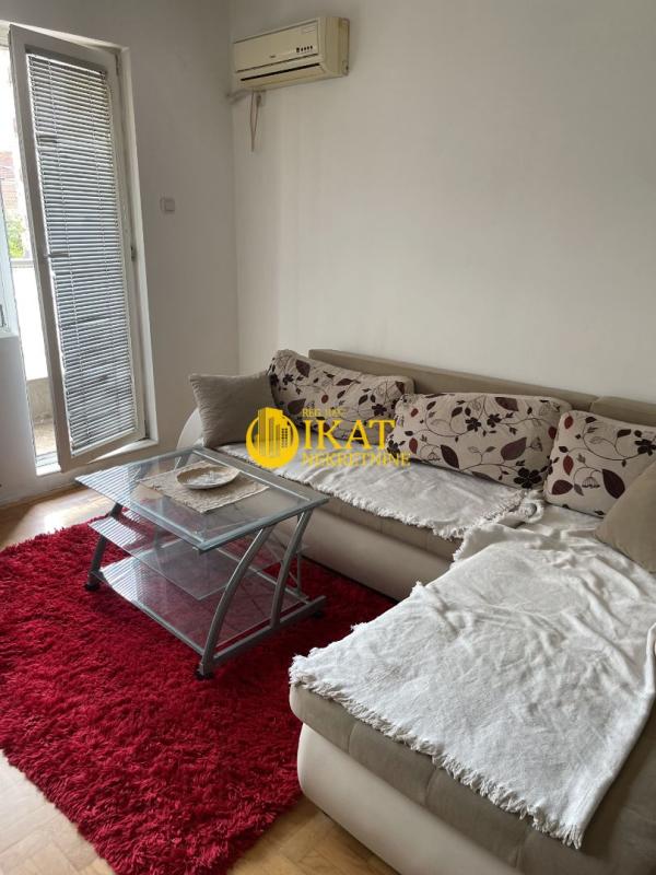 Slika 1 - Dimitrija Tucovića, Jednoiposoban stan za izdavanje, 42m2, 450€
