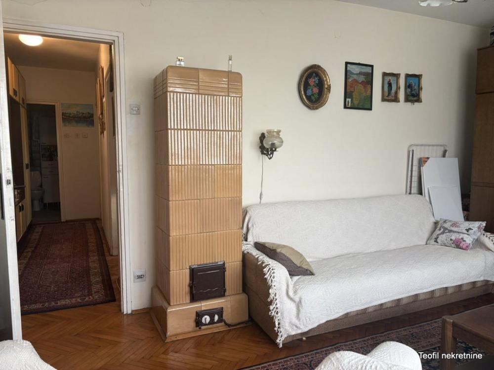 Slika 2 - Patrisa Lumumbe, Dvoiposoban stan na prodaju, 64m2, 160.000€