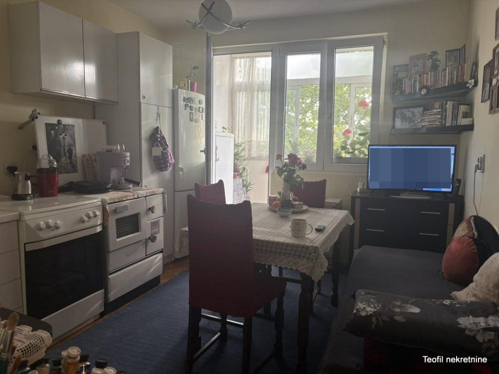 Slika 7 - Patrisa Lumumbe, Dvoiposoban stan na prodaju, 64m2, 160.000€