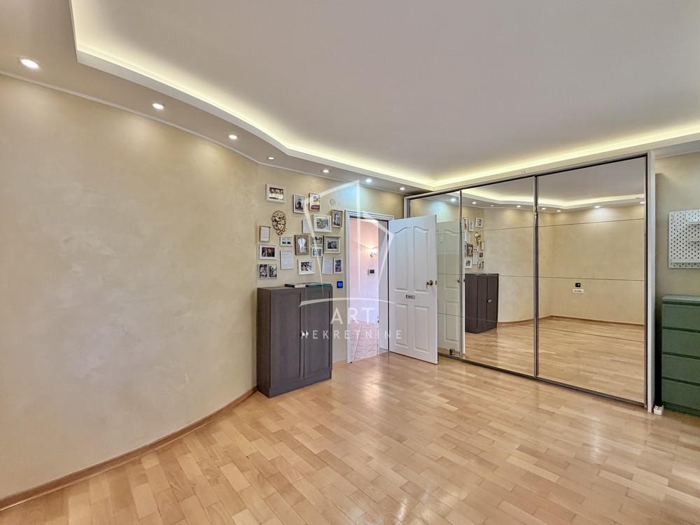 Slika 8 - Vojvode Vlahovića,  Kuća za izdavanje, 760m2, 7.000€