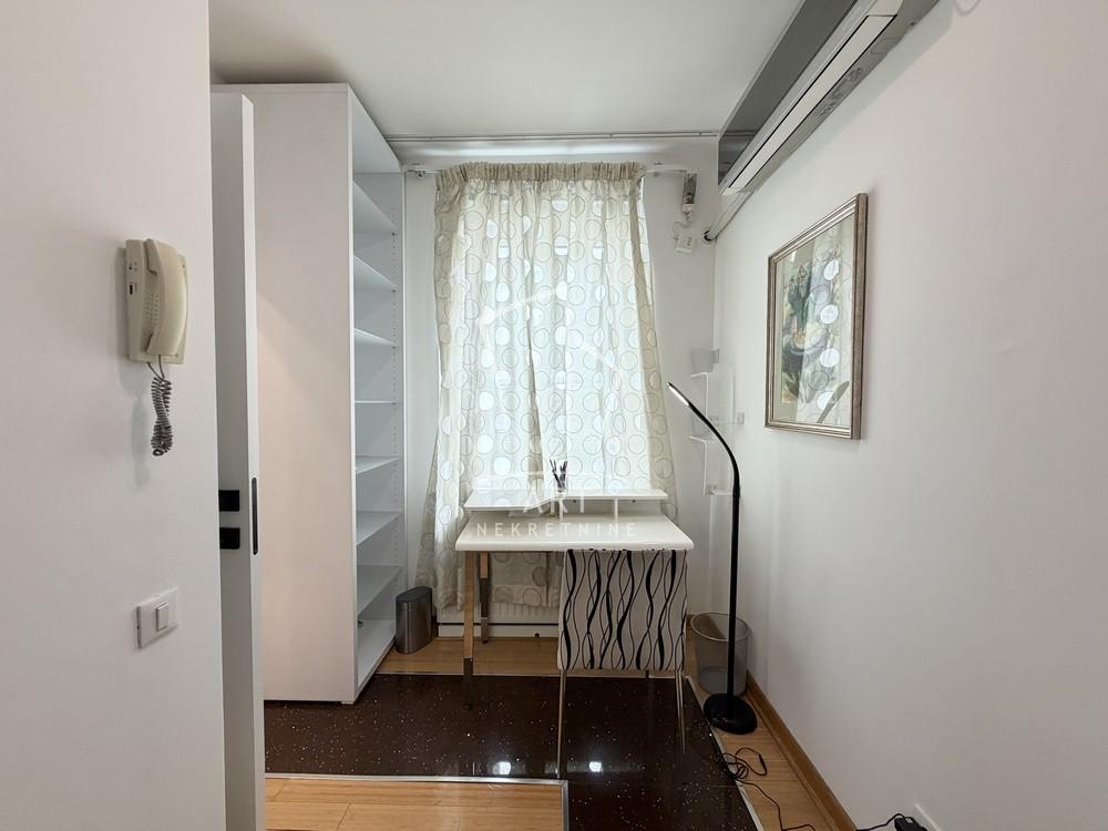 Slika 7 - Vladimira Popovića, Četvorosoban stan za izdavanje, 138m2, 2.500€