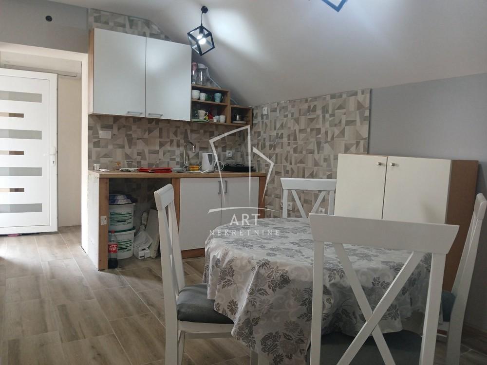Slika 3 - Save Jovanovića,  Kuća za izdavanje, 131m2, 1.200€