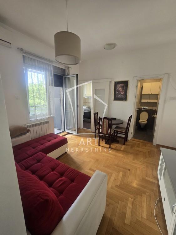 Slika 1 - Bore Markovića, Jednoiposoban stan za izdavanje, 36m2, 550€