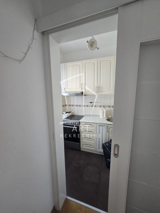 Slika 3 - Bore Markovića, Jednoiposoban stan za izdavanje, 36m2, 550€
