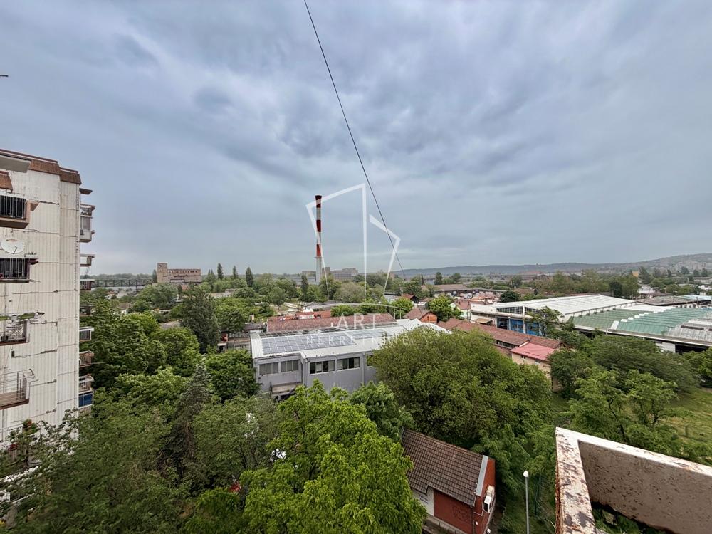 Slika 4 - Mike Alasa, Trosoban stan na prodaju, 78m2, 352.000€