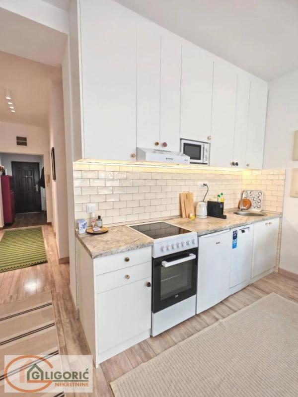 Slika 11 - Cara Dušana, Dvosoban stan za izdavanje, 40m2, 800€