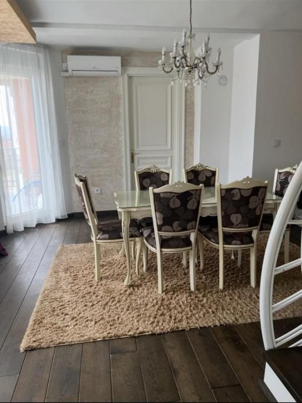 Slika 2 - Četvorosoban stan na prodaju, 132m2, 250.000€