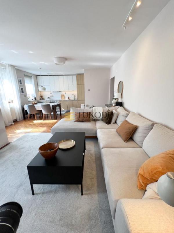 Slika 2 - Četvorosoban stan na prodaju, 102m2, 319.000€