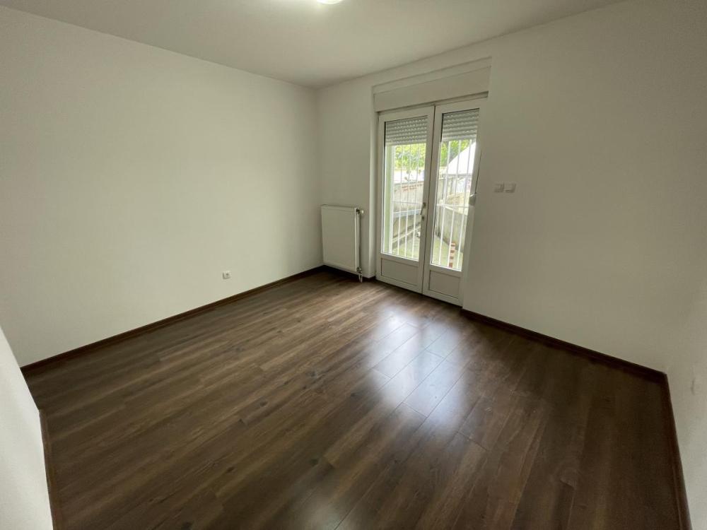 Slika 7 - Jednoiposoban stan za izdavanje, 38m2, 350€