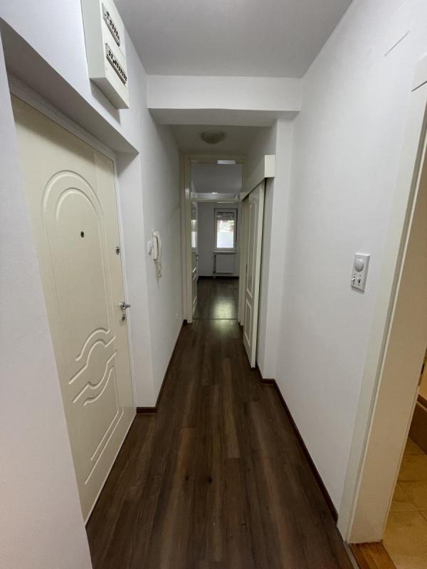 Slika 6 - Jednoiposoban stan za izdavanje, 38m2, 350€