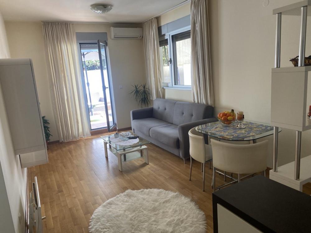 Glavna slika -Dragiše Lapčevića, Jednoiposoban stan za izdavanje, 42m2, 700€