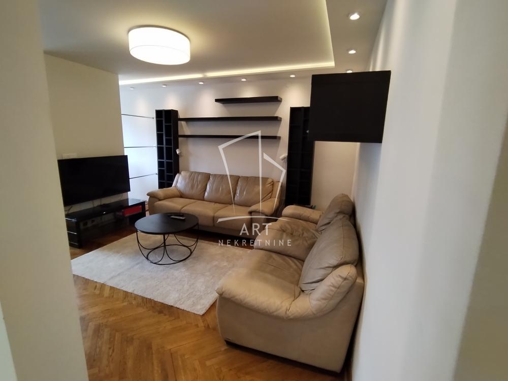 Slika 1 - Aleksinačkih rudara, Trosoban stan za izdavanje, 67m2, 700€