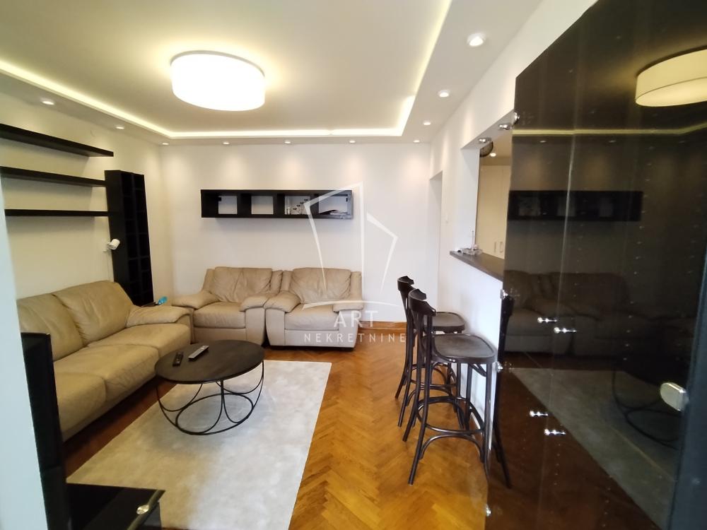 Slika 2 - Aleksinačkih rudara, Trosoban stan za izdavanje, 67m2, 700€