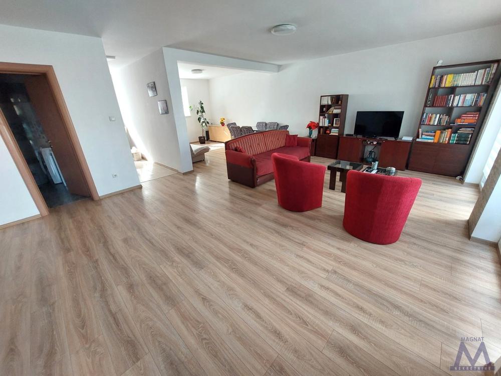 Slika 2 -  Kuća na prodaju, 130m2, 257.500€