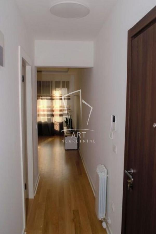 Slika 4 - Vojvode Dobrnjca, Dvosoban stan za izdavanje, 39m2, 800€