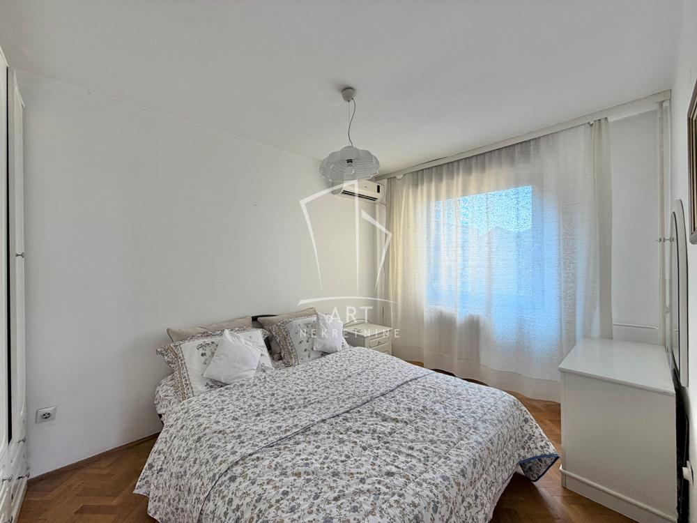 Slika 11 - Nikolaja Gogolja, Četvorosoban stan za izdavanje, 82m2, 600€