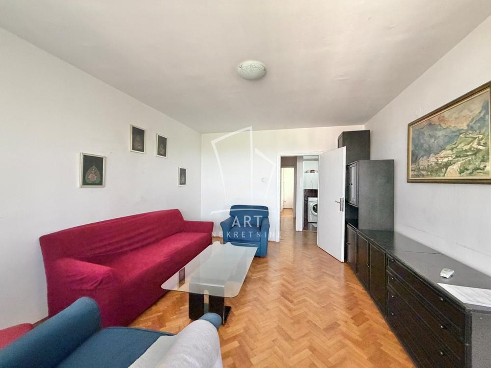 Glavna slika -Nikolaja Gogolja, Četvorosoban stan za izdavanje, 82m2, 600€