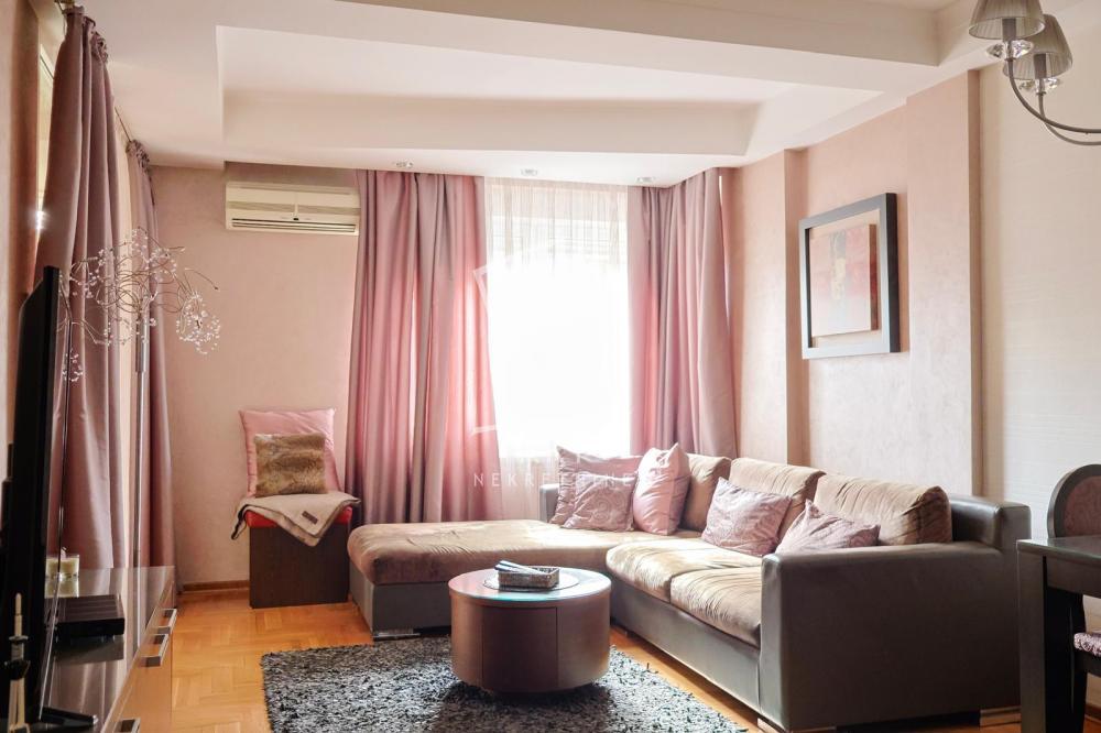 Glavna slika -Gospodara Vučića, Jednosoban stan za izdavanje, 43m2, 700€