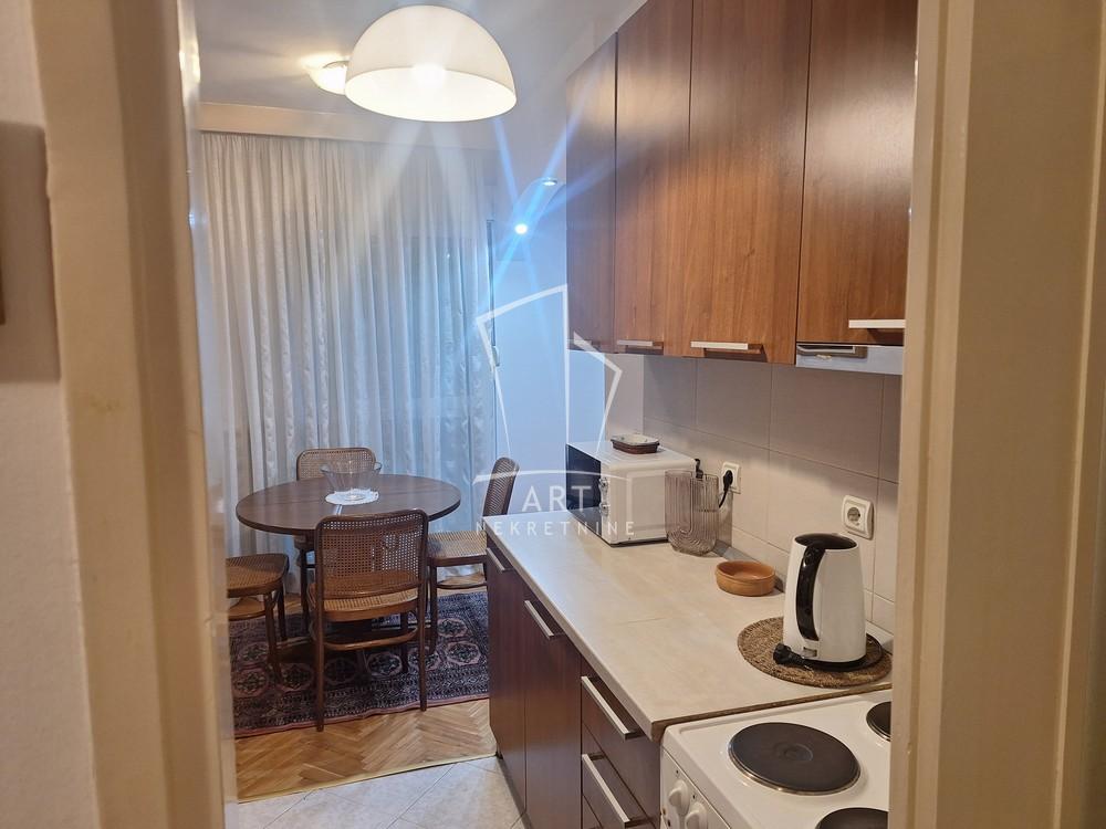 Slika 4 - Desanke Maksimović, Trosoban stan za izdavanje, 65m2, 750€