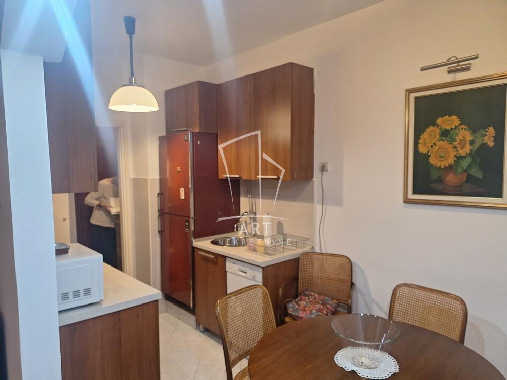 Slika 3 - Desanke Maksimović, Trosoban stan za izdavanje, 65m2, 750€