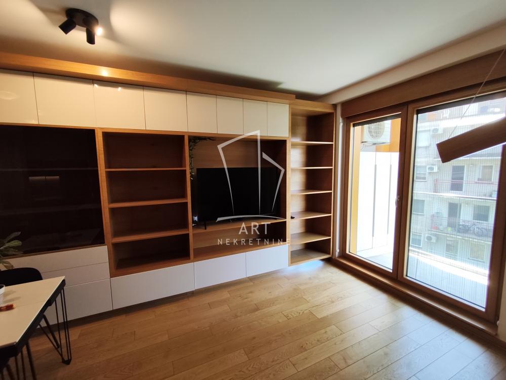 Slika 6 - Knez Danilova, Jednosoban stan za izdavanje, 38m2, 800€