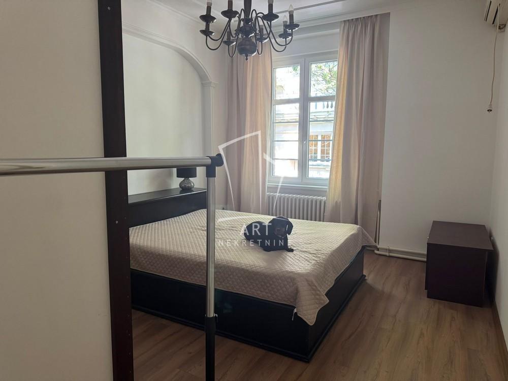 Slika 2 - Dositejeva, Trosoban stan za izdavanje, 59m2, 800€